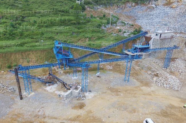 廣西崎源石料加工廠日產(chǎn)3000噸碎石機(jī)生產(chǎn)線(xiàn)