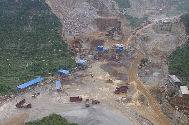 廣西桂林順成石料廠時產(chǎn)400噸碎石生產(chǎn)線