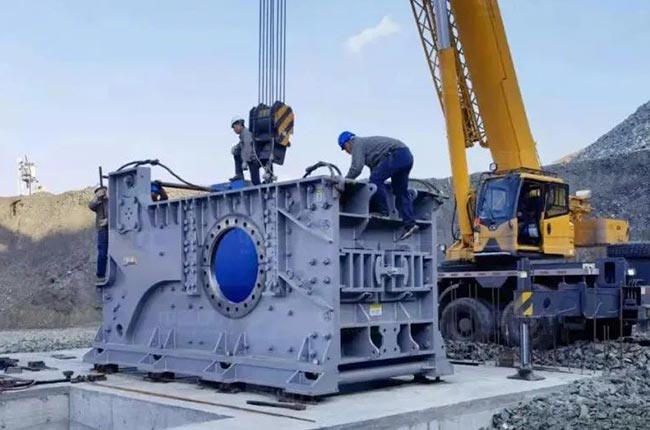 DLHGC臥式旋回破安裝現(xiàn)場