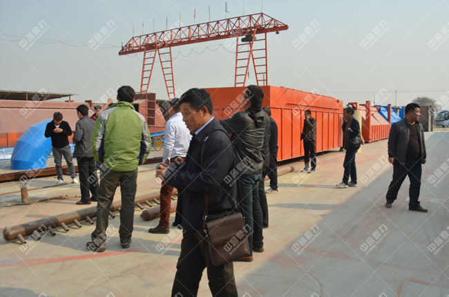 ���տ͑��������l(xi��ng)�������m���S�M(j��n)�Ѕ��^