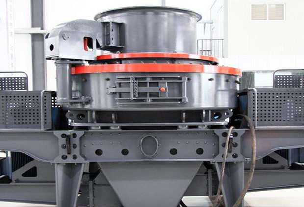 旋回式破碎機(jī) 旋回式破碎機(jī)