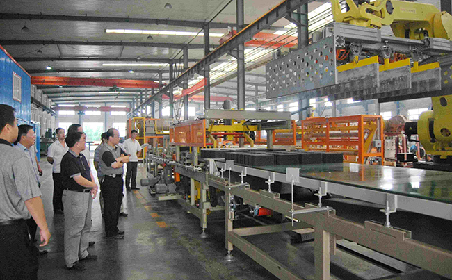 ú��ʯ�ƴu���a(ch��n)�F(xi��n)��(ch��ng)