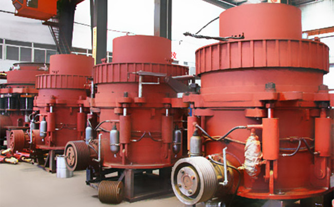 液壓圓錐破碎機(jī)圖片 液壓圓錐破碎機(jī)圖片