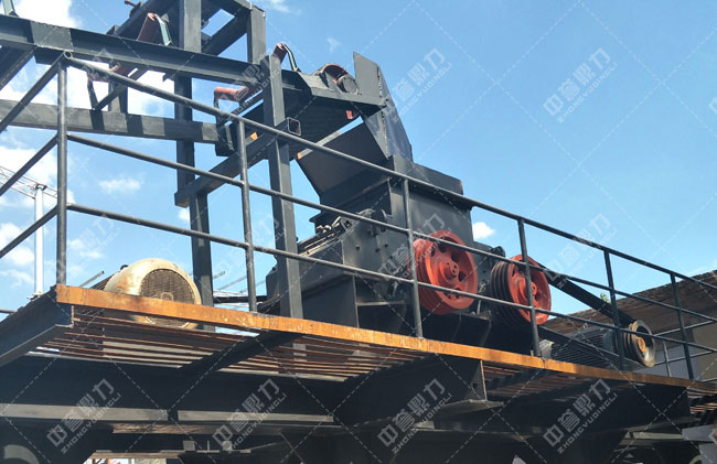 湖南常德臨澧縣新安鎮(zhèn)古城碎石場(chǎng)時(shí)產(chǎn)50噸制砂機(jī)生產(chǎn)線