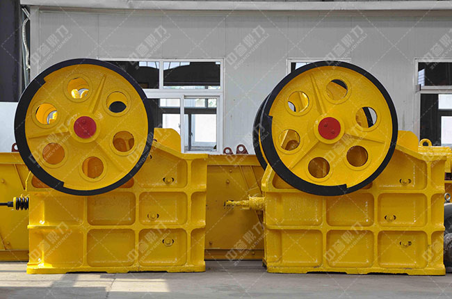 顎式破碎機(jī) 顎式破碎機(jī)