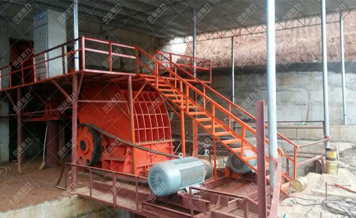 江西宜春時產(chǎn)1000噸石料生產(chǎn)線圖片