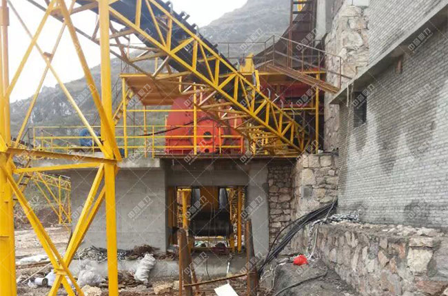 �F���F�һ���r(sh��)�a(ch��n)1200��ɰʯ�������a(ch��n)������չʾ