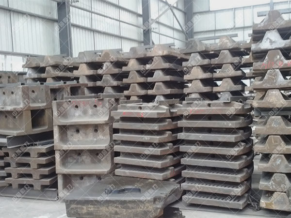 顎式破碎機(jī)顎板