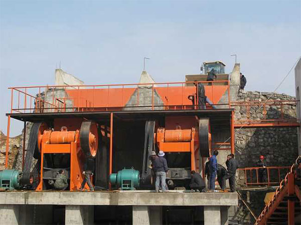 顎式破碎機(jī)