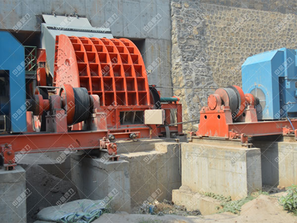 錘式破碎機