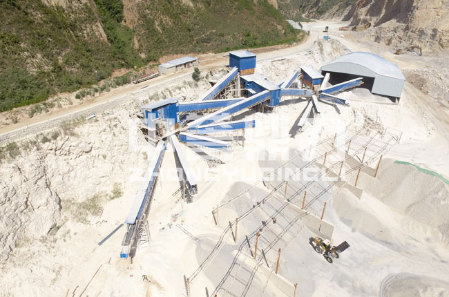 陜西東風(fēng)水泥廠平安建材時(shí)產(chǎn)300噸石料破碎生產(chǎn)線